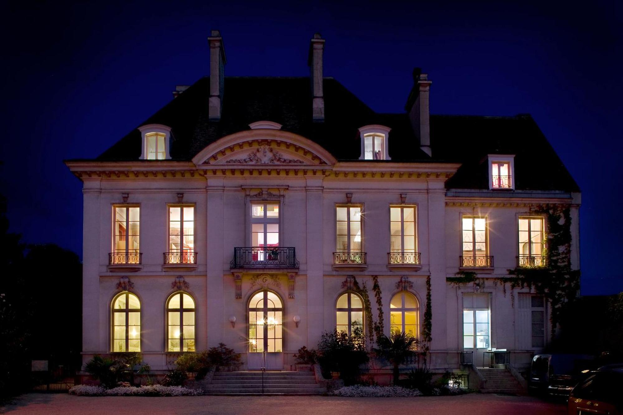 Hotel La Gourmandine Châtellerault Exterior foto